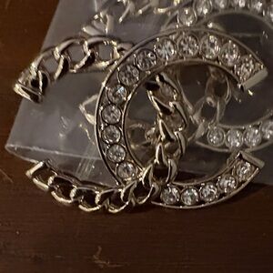 CHANEL Elegant Silver Crystal Women's 18k white gold stunning 30% off tonight